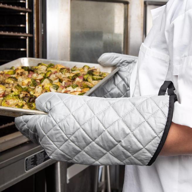 Silicone Oven/Freezer Mitt 15 in - Silver | CFS Brands