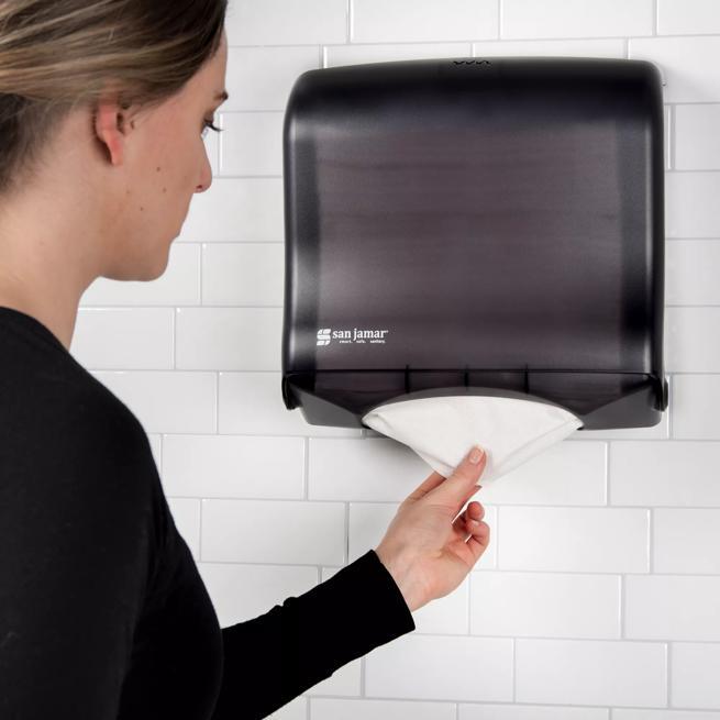 Classic Ultrafold™ Fusion™ 400 Multifold/240 C-Fold Towel
